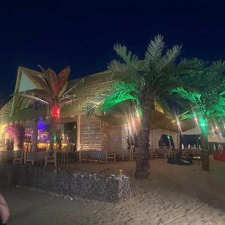 Lägenhet отличен двустаен до 4 души 304